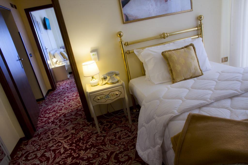 Grand Hotel Le Fonti Кианчано Терме Екстериор снимка